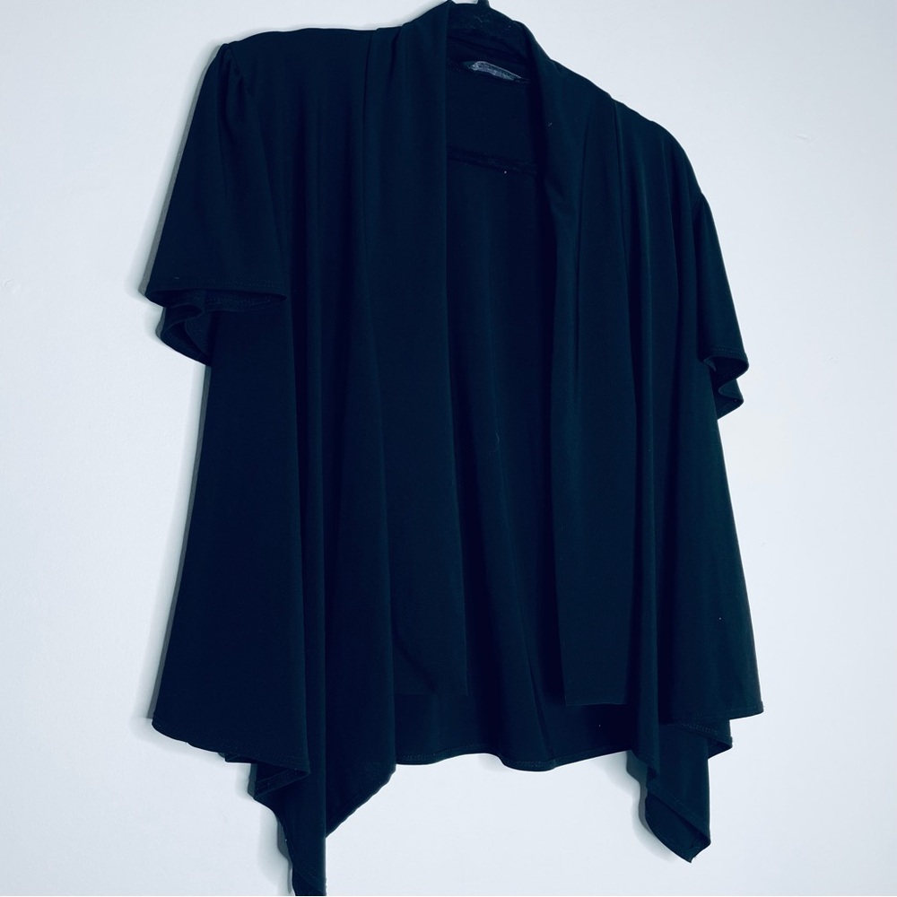 Kupcake Black Women's dressy Short Sleeve Draped Open-Front Top Sweater Jacket